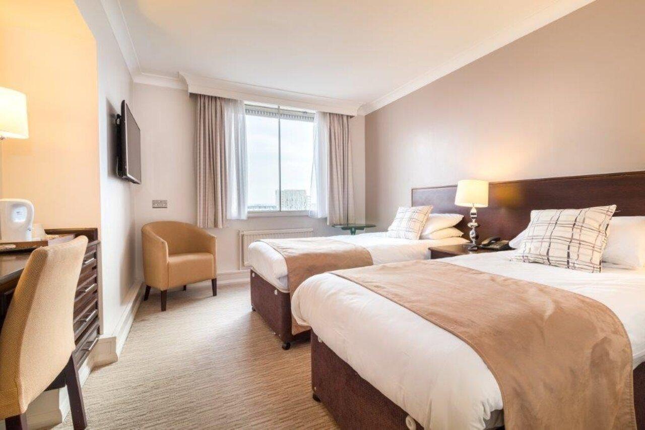 The Strathdon Hotel Нотингам Екстериор снимка